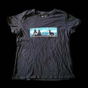 3/$20 Legendary Whitetails Women's Large t-shirt